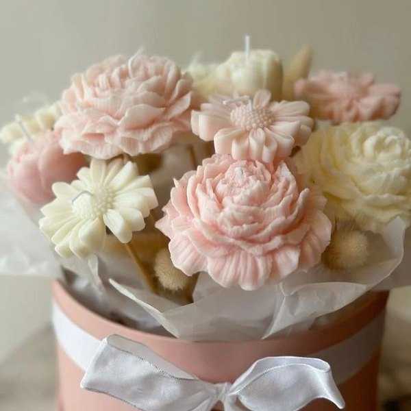 Candle bouquet gift box